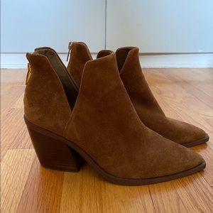 Vince Camuto Heeled Boot, Women’s 9.5